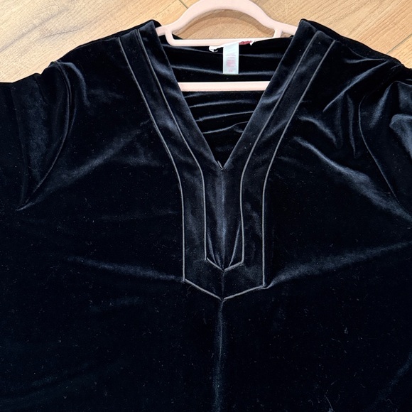 Vintage Oscar de la Renta Black Velvet Robe | 2X Luxury Loungewear - Picture 5 of 8